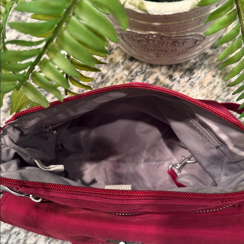 Baggalini Calais Crossbody Bag - Picture 6 of 8